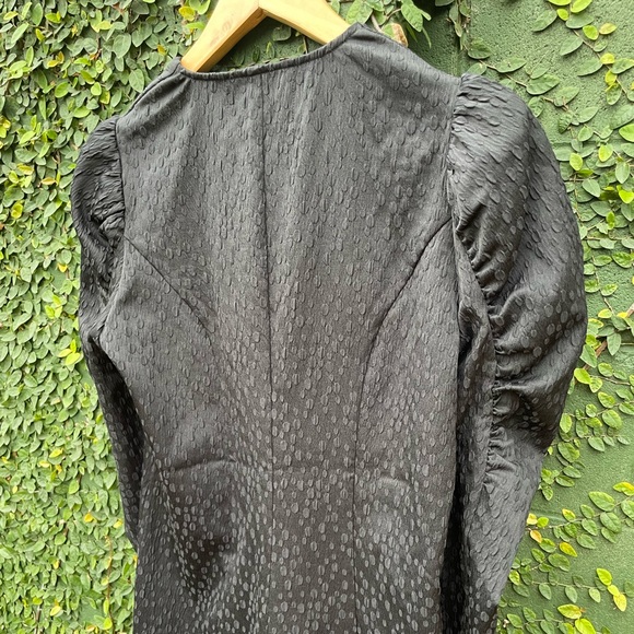 NWT | Levete Room | Black Puff Shoulder fitted Dress | Size M - Picture 11 of 13